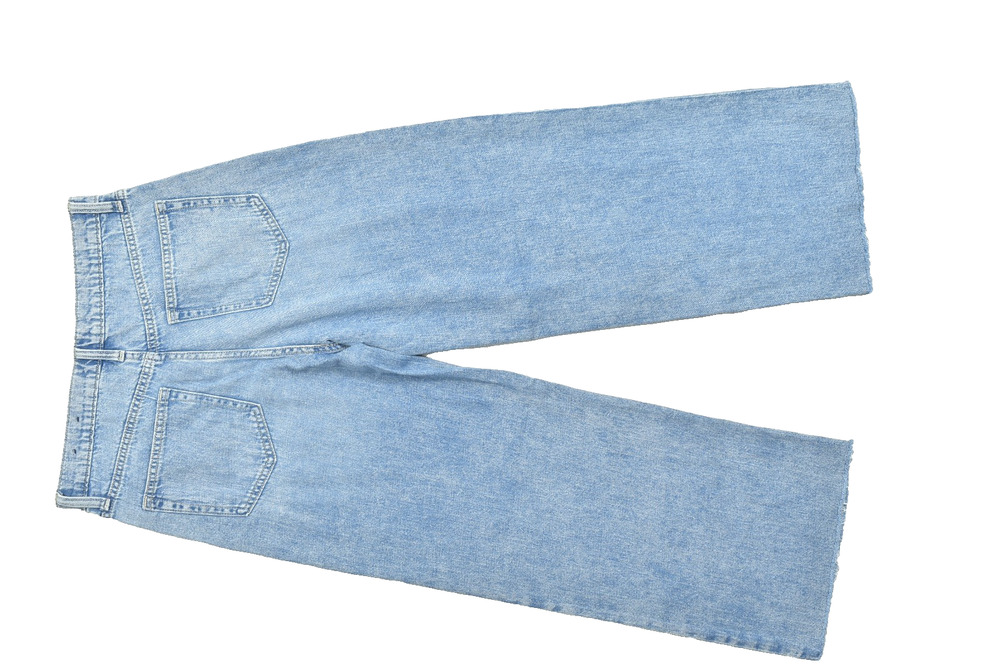Gap Denim Women's 8/29R High Rise Wide Leg Light Wash Blue Button Fly Raw Hem Je